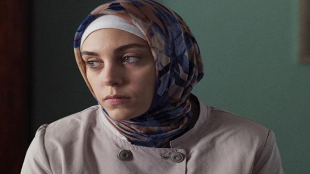 Peş peşe ünlüler hastalanıyor. Öykü Karayel'den kötü haber