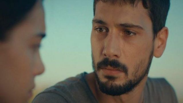 Deniz Can Aktaş Kimdir? Menajerimi Ara Dizisinin Yıldızının Gerçek Mesleği...